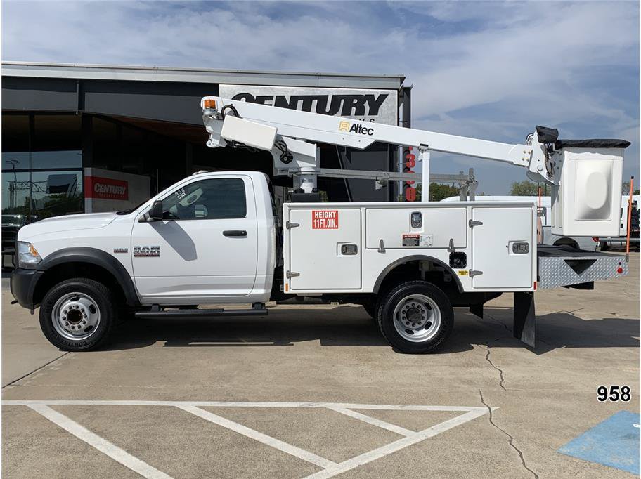 Used 2018 RAM 4500 Tradesman RWD image 6