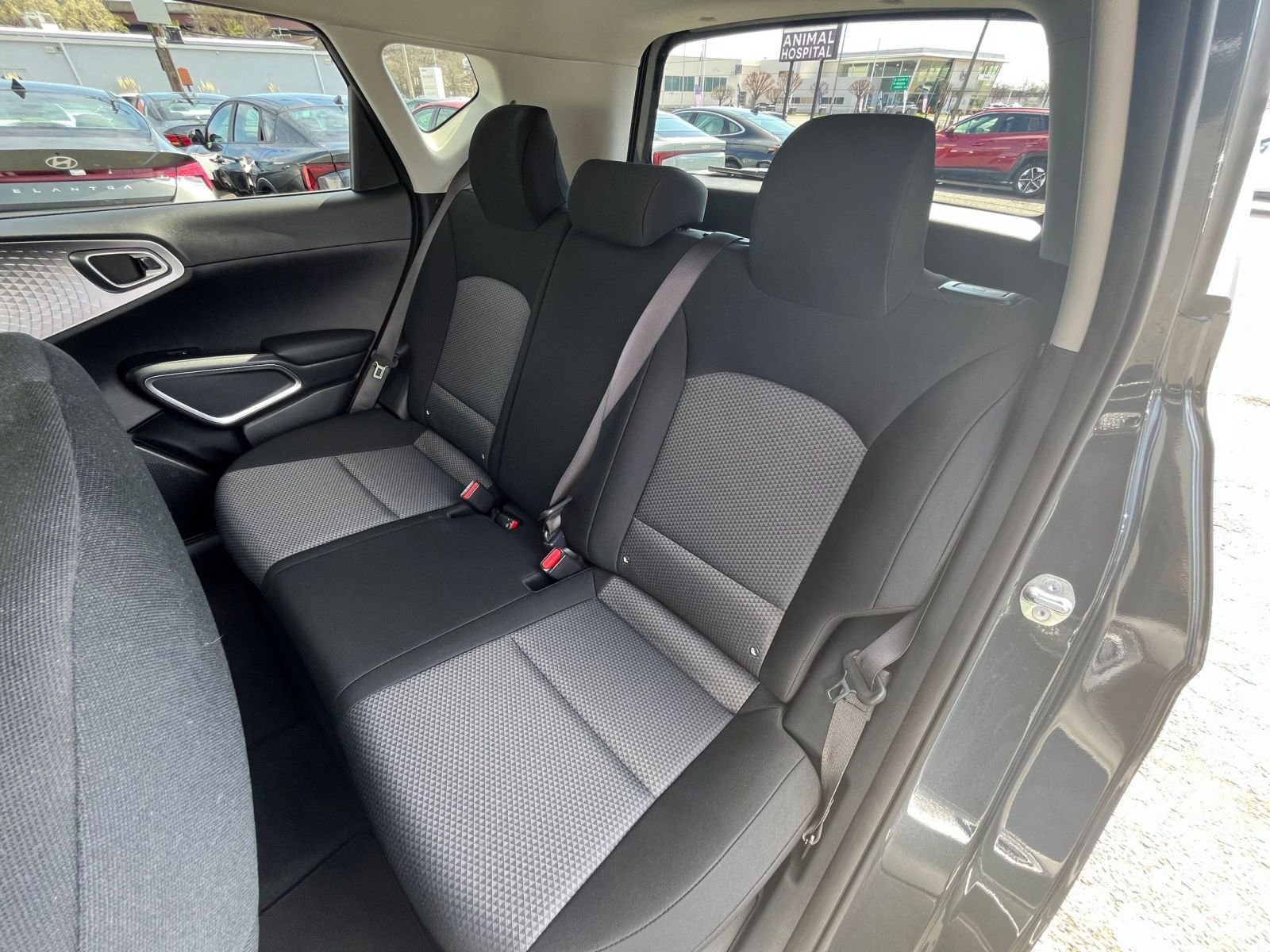 Used 2025 Kia Soul LX w/ LX Technology Package image 35