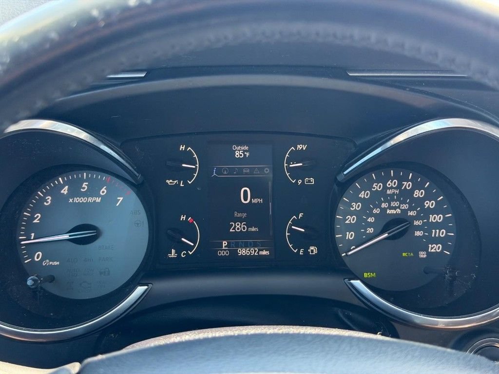 Used 2020 Toyota Sequoia TRD Pro AWD/4WD image 22