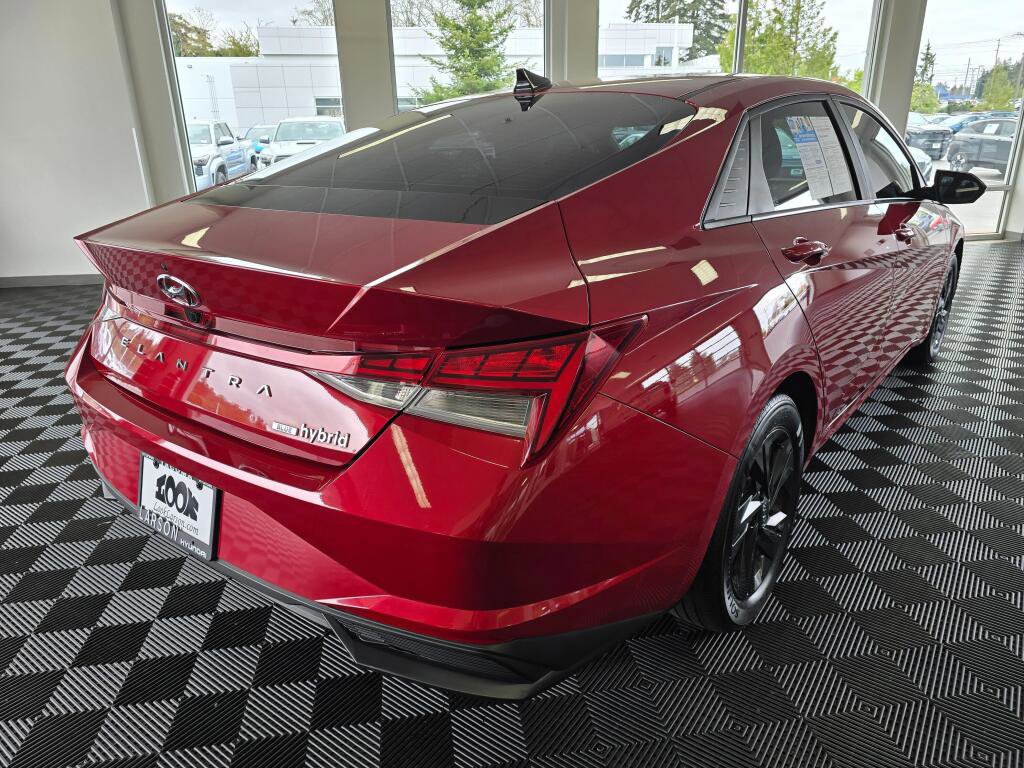 Used 2023 Hyundai Elantra Blue FWD image 3