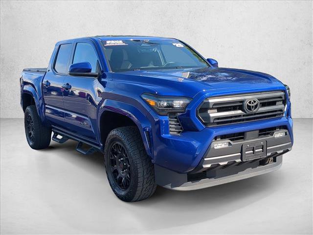 Used 2025 Toyota Tacoma SR5 image 3