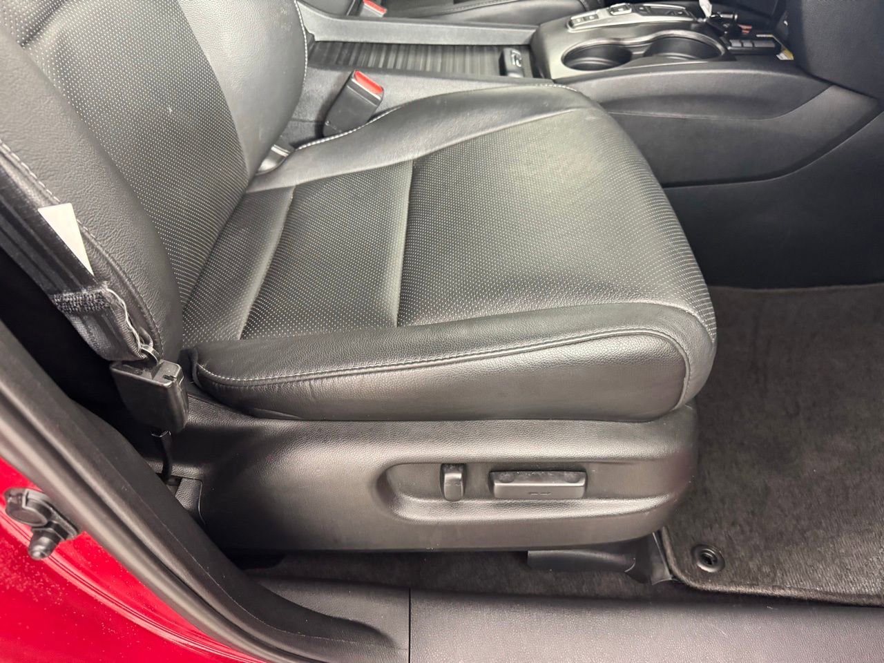 Used 2022 Honda Passport EX-L image 35