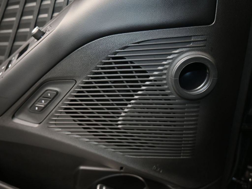 Used 2024 Dodge Charger R/T Scat Pack w/ Plus Group image 15