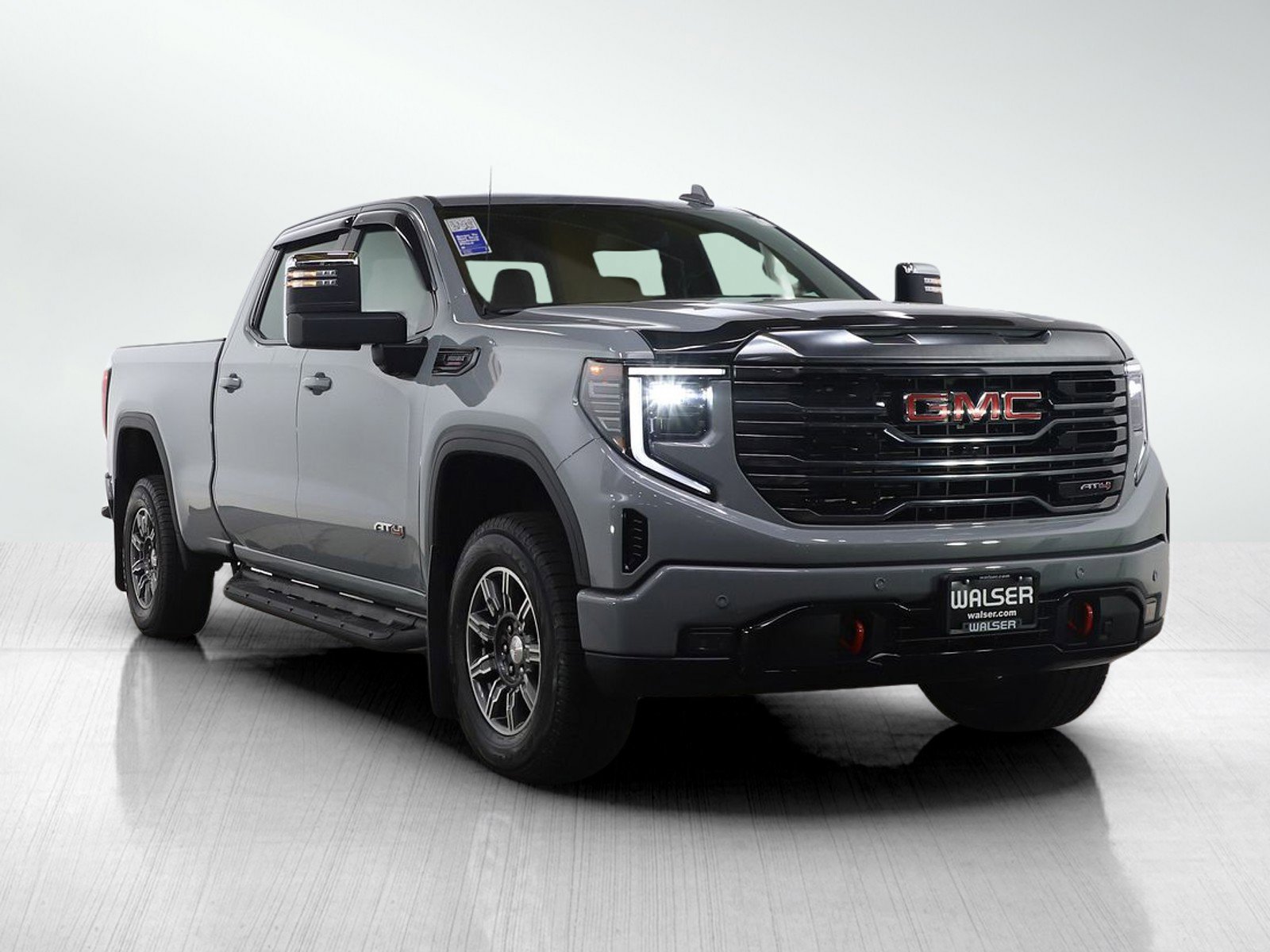 Used 2024 GMC Sierra 1500 AT4 image 7