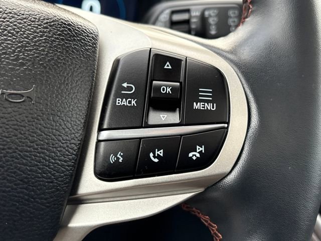 Used 2025 Ford Explorer Active w/ Active Comfort Package image 19