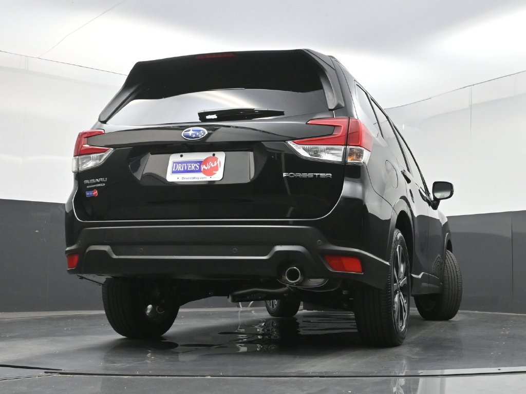 Used 2024 Subaru Forester Limited AWD/4WD image 30