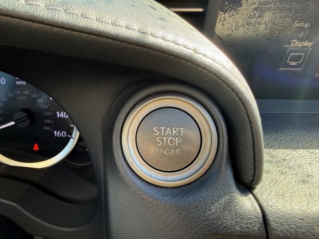 Used 2015 Lexus IS 250 image 21