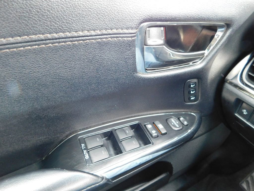 Used 2018 Toyota Avalon XLE Premium w/ Protection Package image 24