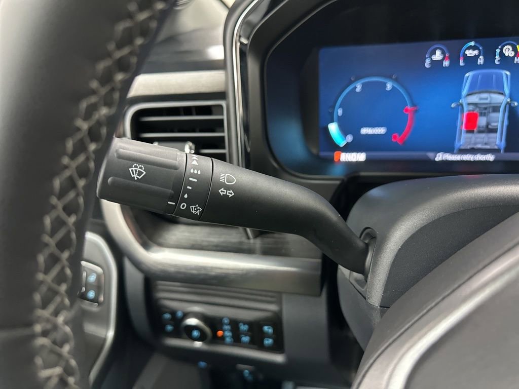 New 2026 Ford F350 Lariat image 32