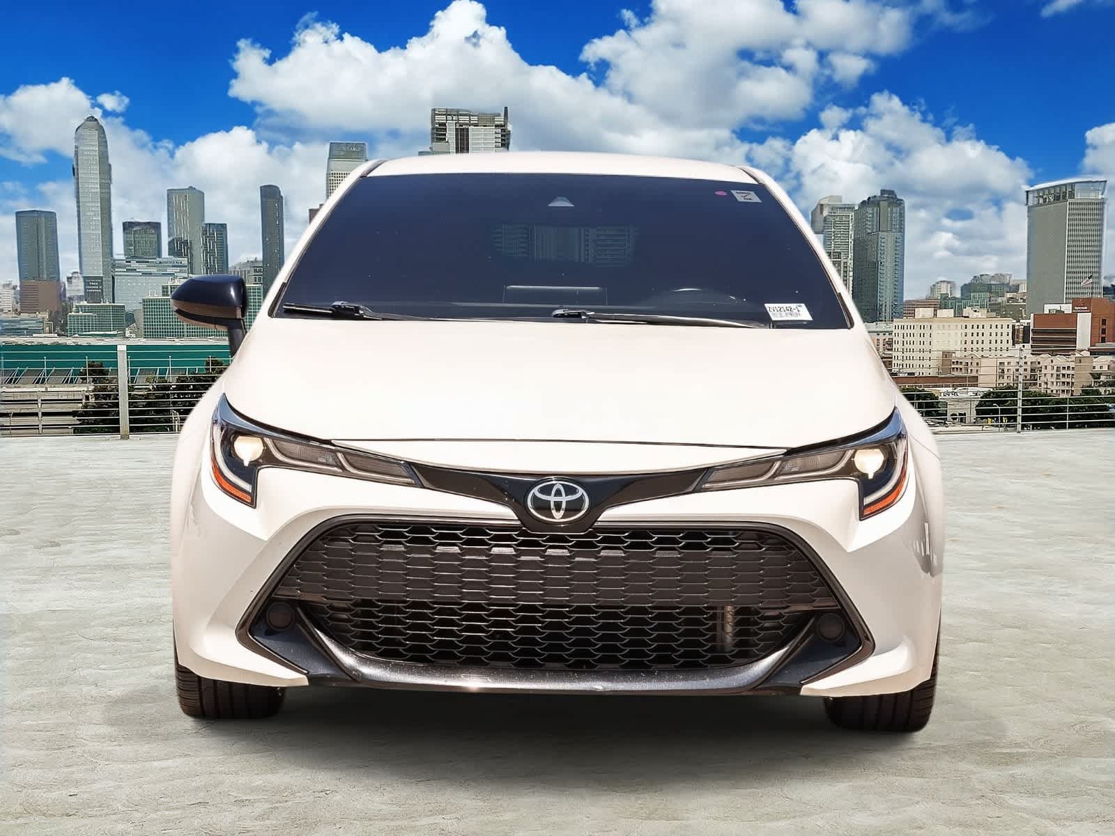 Used 2021 Toyota Corolla SE w/ Carpet Mat Package (TMS) FWD image 2
