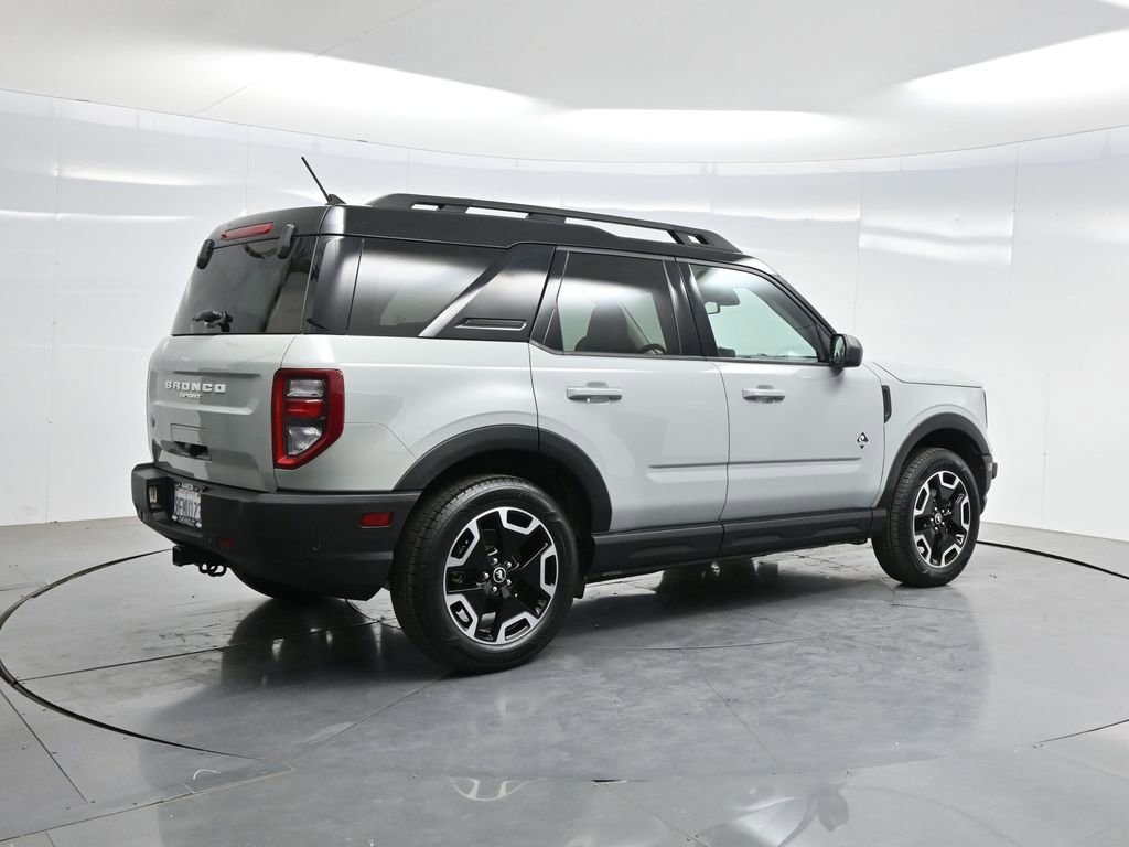 Used 2022 Ford Bronco Sport Outer Banks w/ Tech Package AWD/4WD image 42