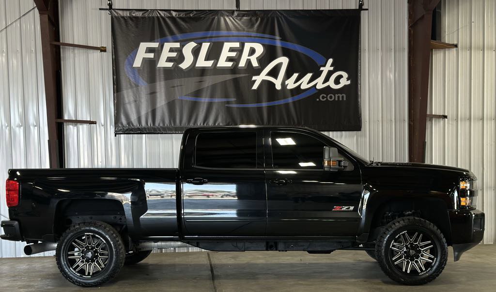Used 2016 Chevrolet Silverado 2500 LT w/ Midnight Edition image 1