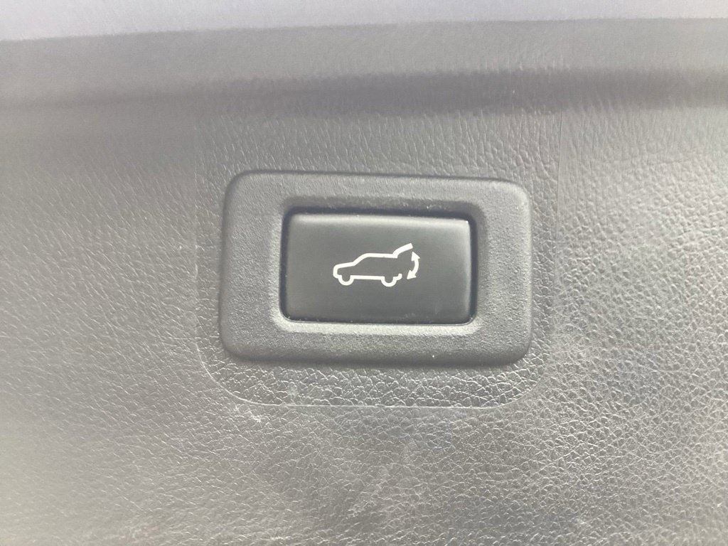 Used 2015 Subaru Outback 2.5i Limited AWD/4WD image 10