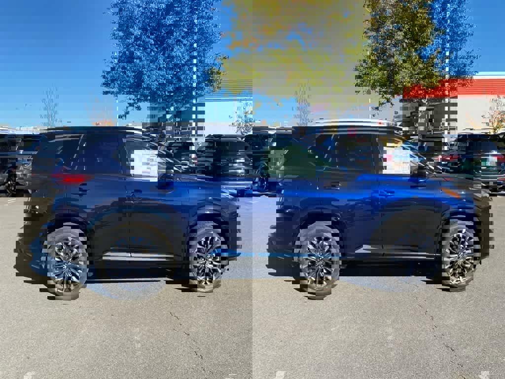 New 2026 Nissan Rogue Platinum w/ Platinum Premium Package image 8