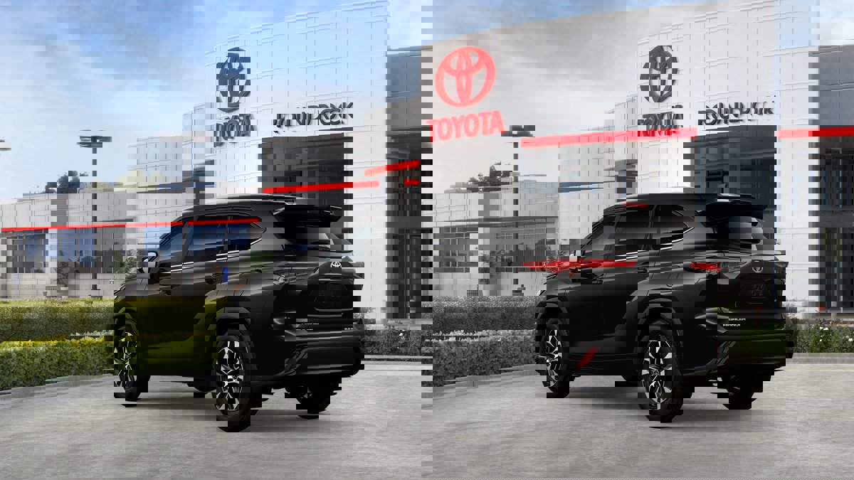 New 2026 Toyota Highlander XLE image 6