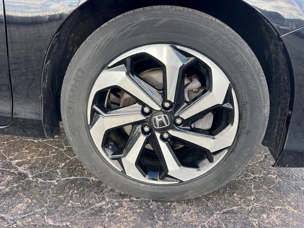 Used 2017 Honda Accord EX image 39