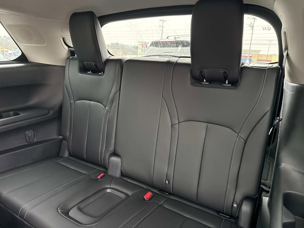 New 2026 INFINITI QX60 Luxe w/ Cargo Package image 19