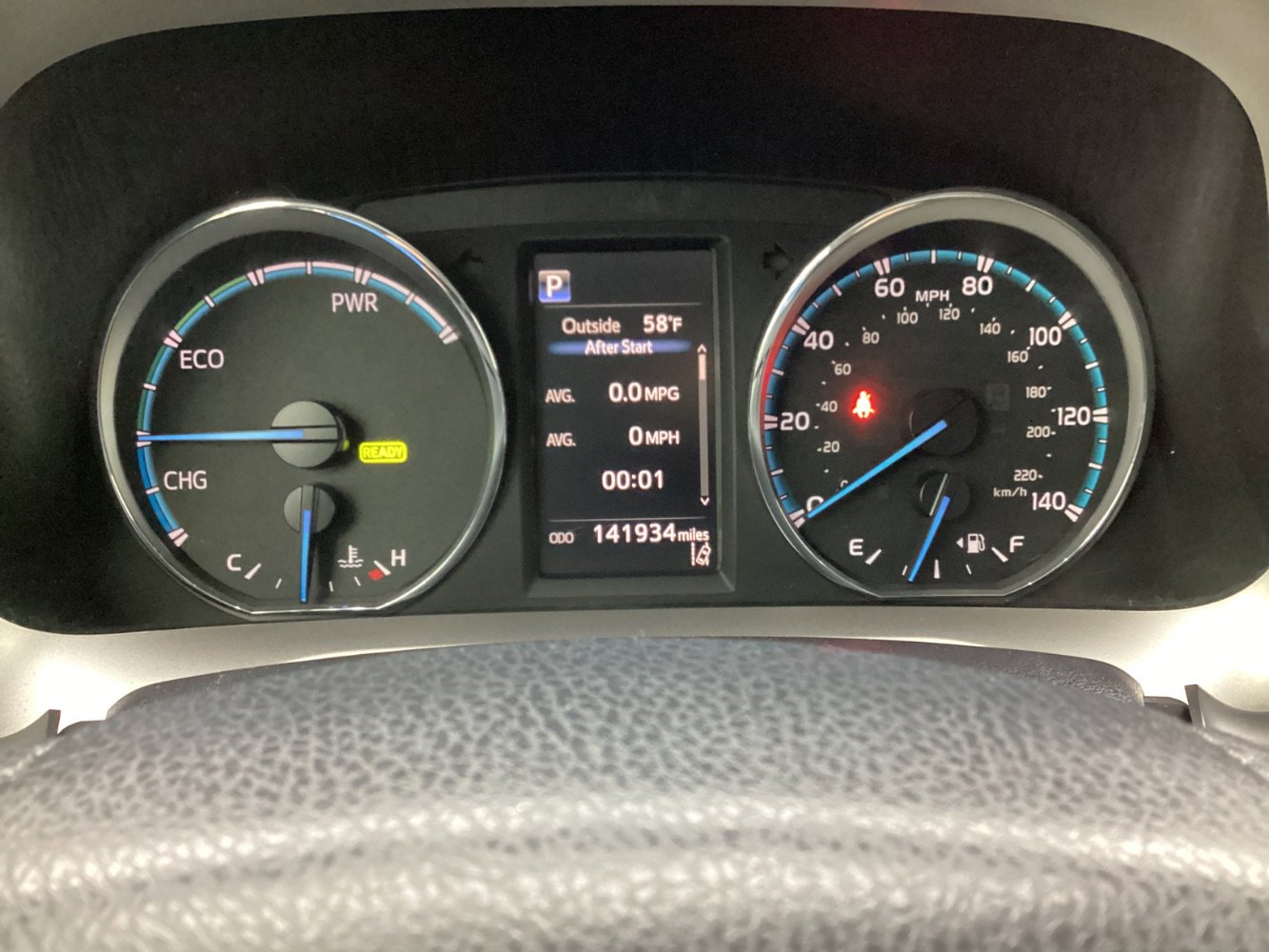 Used 2018 Toyota RAV4 LE image 26