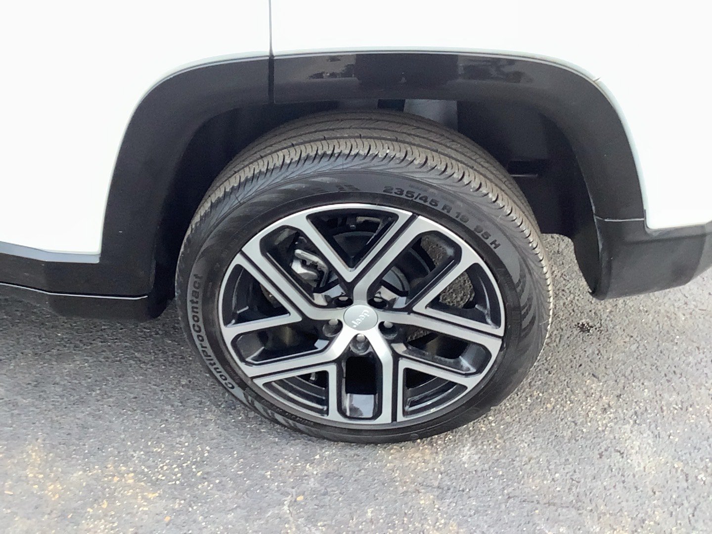 Used 2024 Jeep Compass Limited w/ Elite Group AWD/4WD image 8