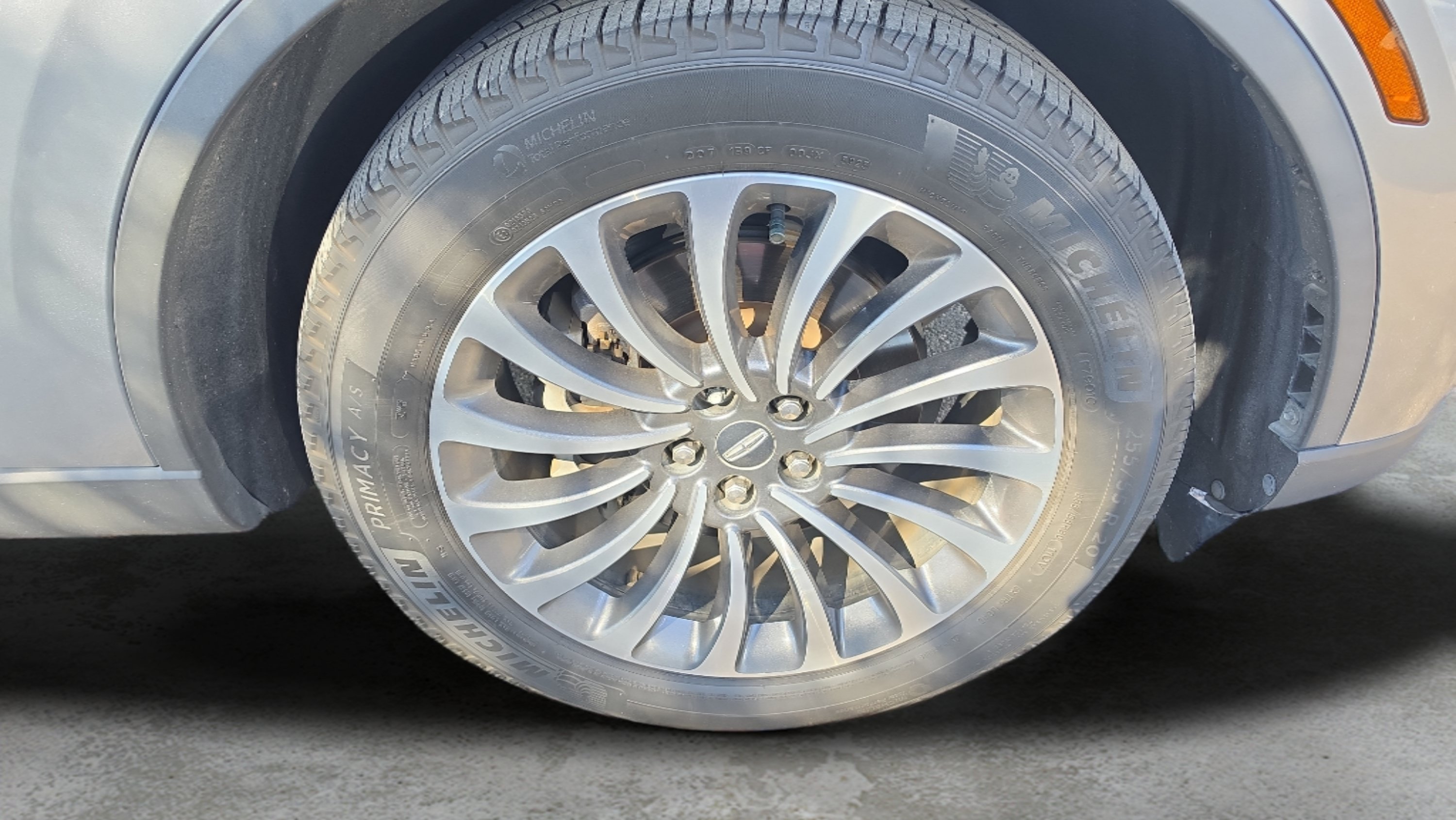 Used 2023 Lincoln Aviator Reserve w/ Elements Package Plus RWD image 26