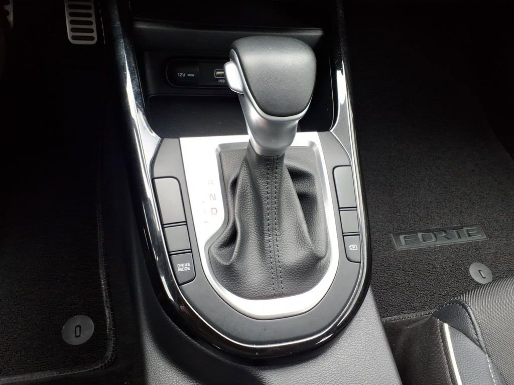 Used 2023 Kia Forte GT-Line FWD image 24