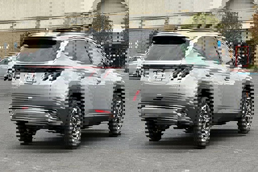 Used 2025 Hyundai Tucson SEL image 4
