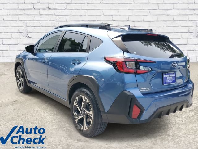 Used 2024 Subaru Crosstrek 2.0i Premium AWD/4WD image 2