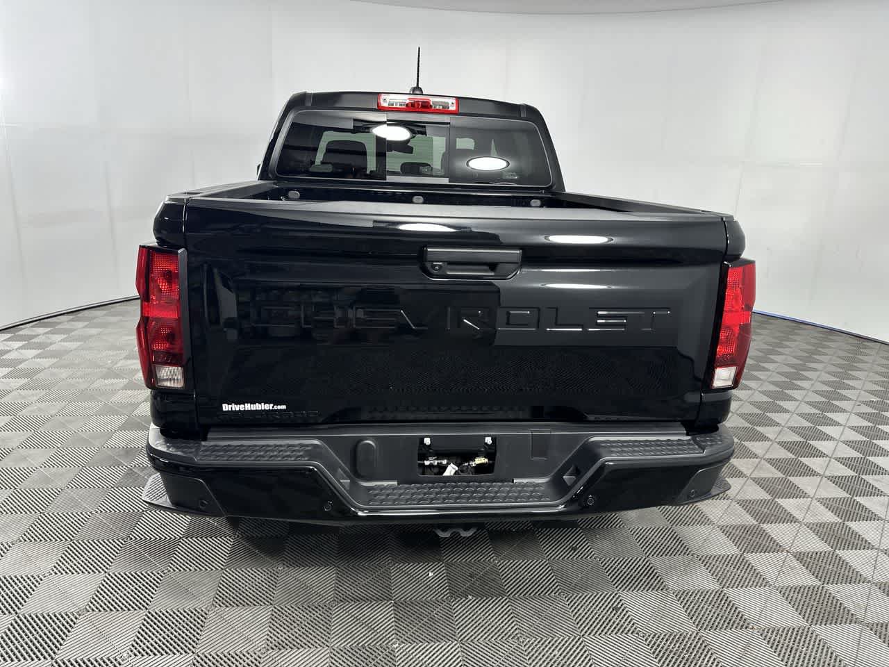 Used 2026 Chevrolet Colorado W/T RWD image 7