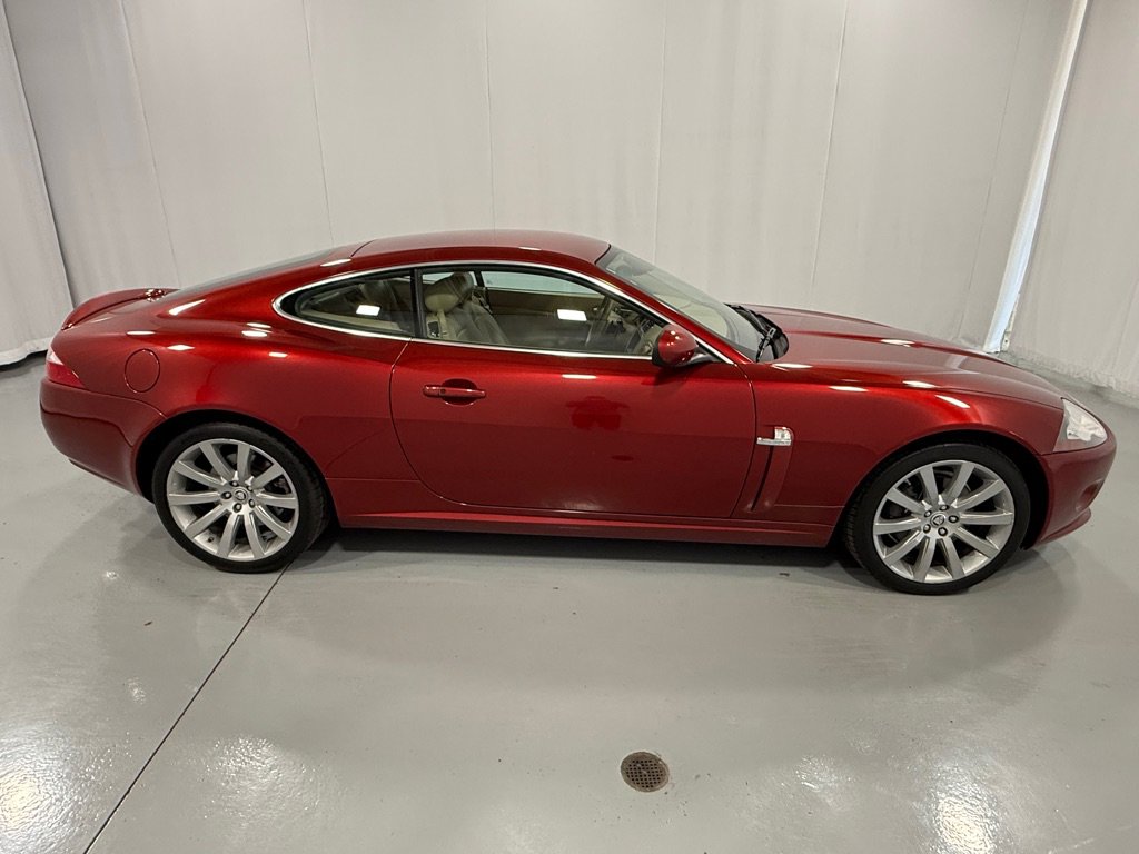 Used 2008 Jaguar XK Coupe image 4