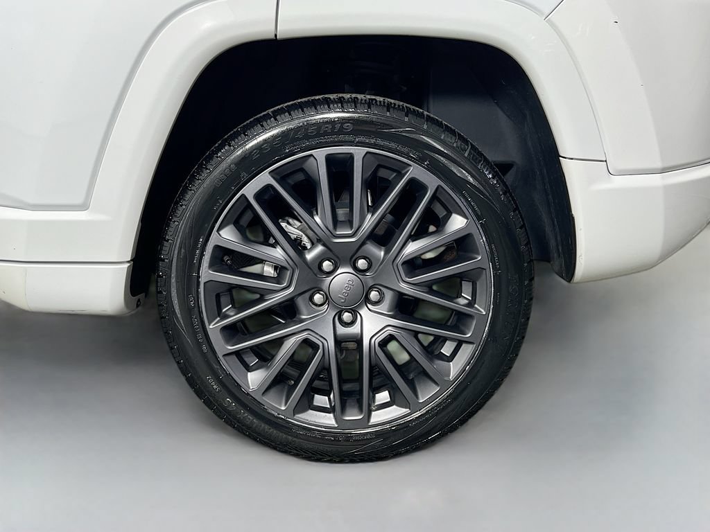 Used 2022 Jeep Compass High Altitude AWD/4WD image 33