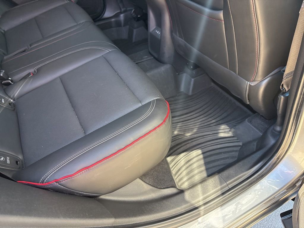 Used 2022 Buick Envision Essence w/ Technology Package I image 24