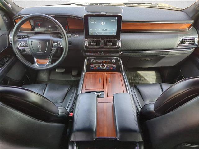 Used 2019 Lincoln Navigator Select w/ Technology Package image 19