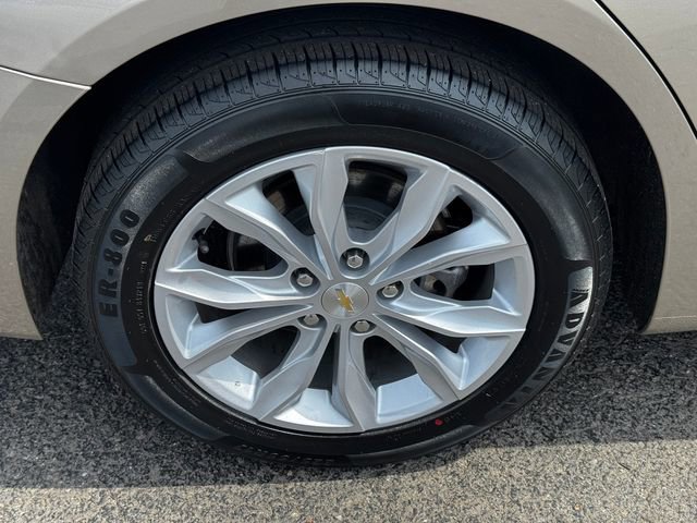 Used 2024 Chevrolet Malibu LT FWD image 10