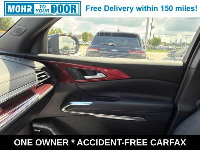 Used 2026 Chevrolet Traverse RS w/ LPO, Floor Liner Package AWD/4WD image 29