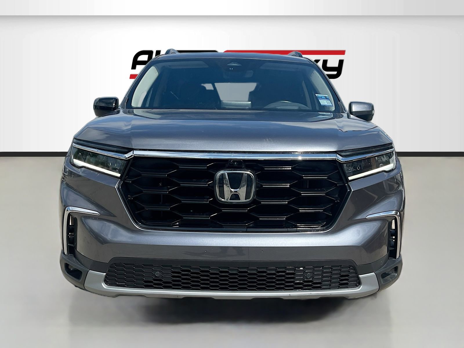 Used 2025 Honda Pilot Elite image 33