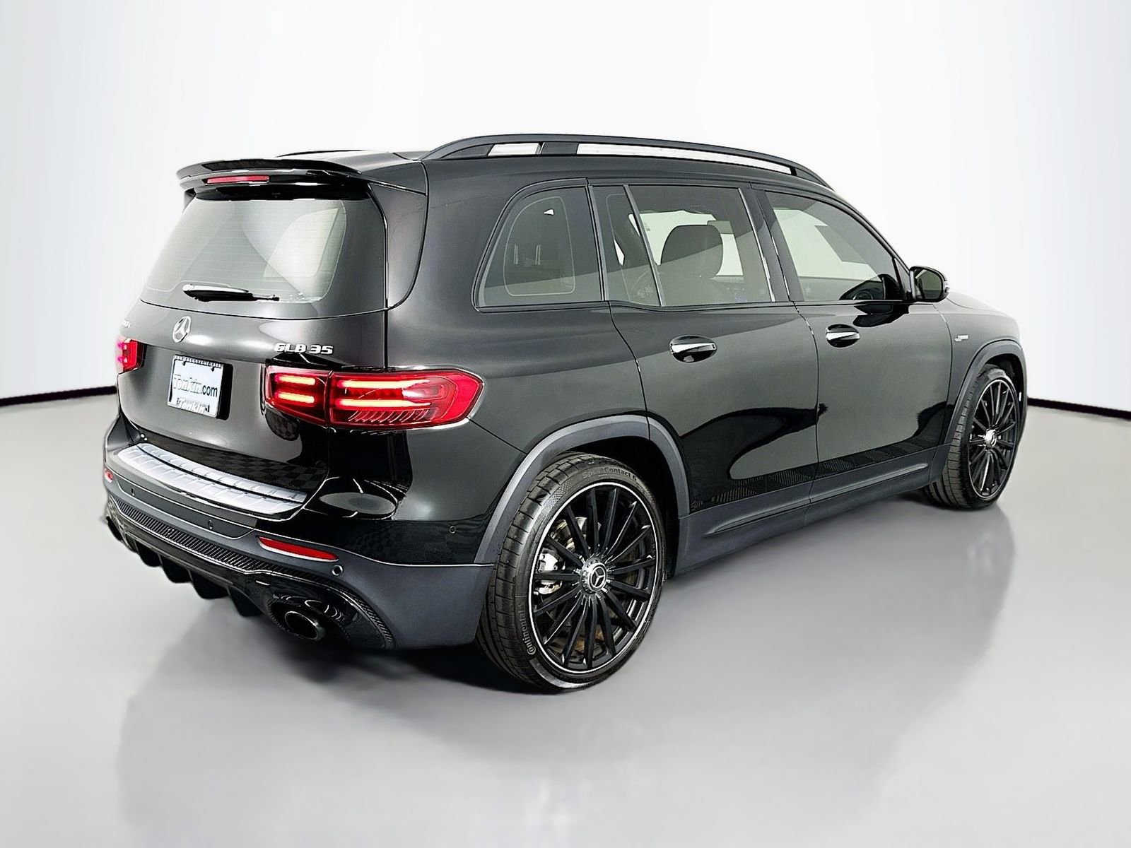 Used 2025 Mercedes-Benz GLB 35 AMG 4MATIC image 7