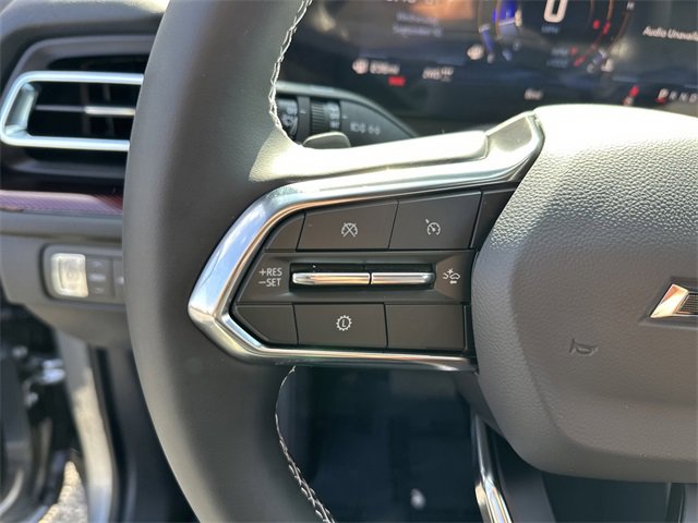 New 2026 Chevrolet Traverse Z71 w/ Driver Confidence Package image 17