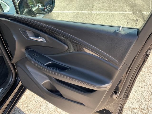 Used 2017 Buick Envision Essence AWD/4WD image 14