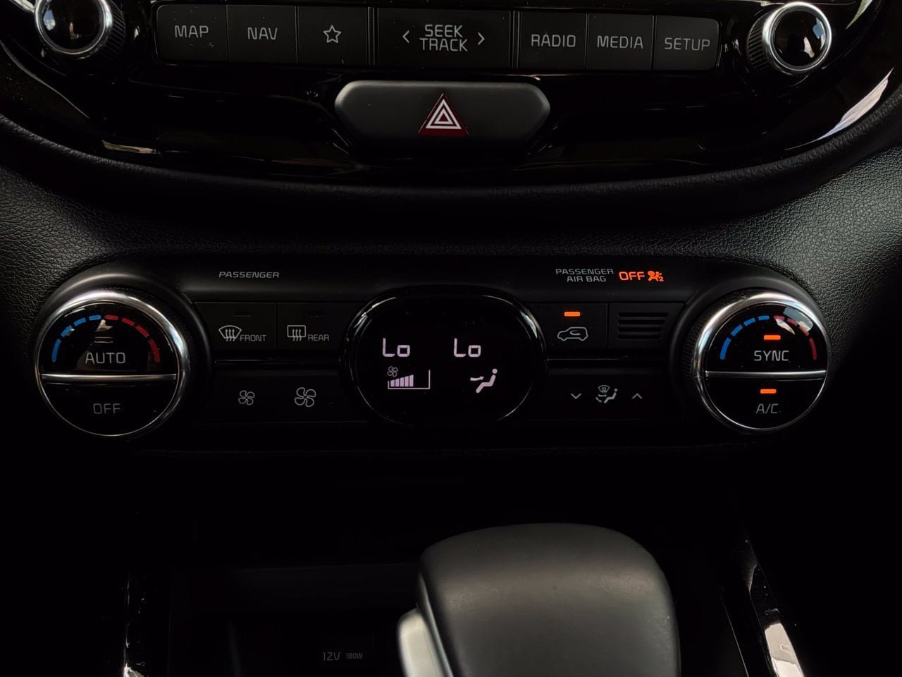 Used 2024 Kia Soul GT-Line FWD image 32