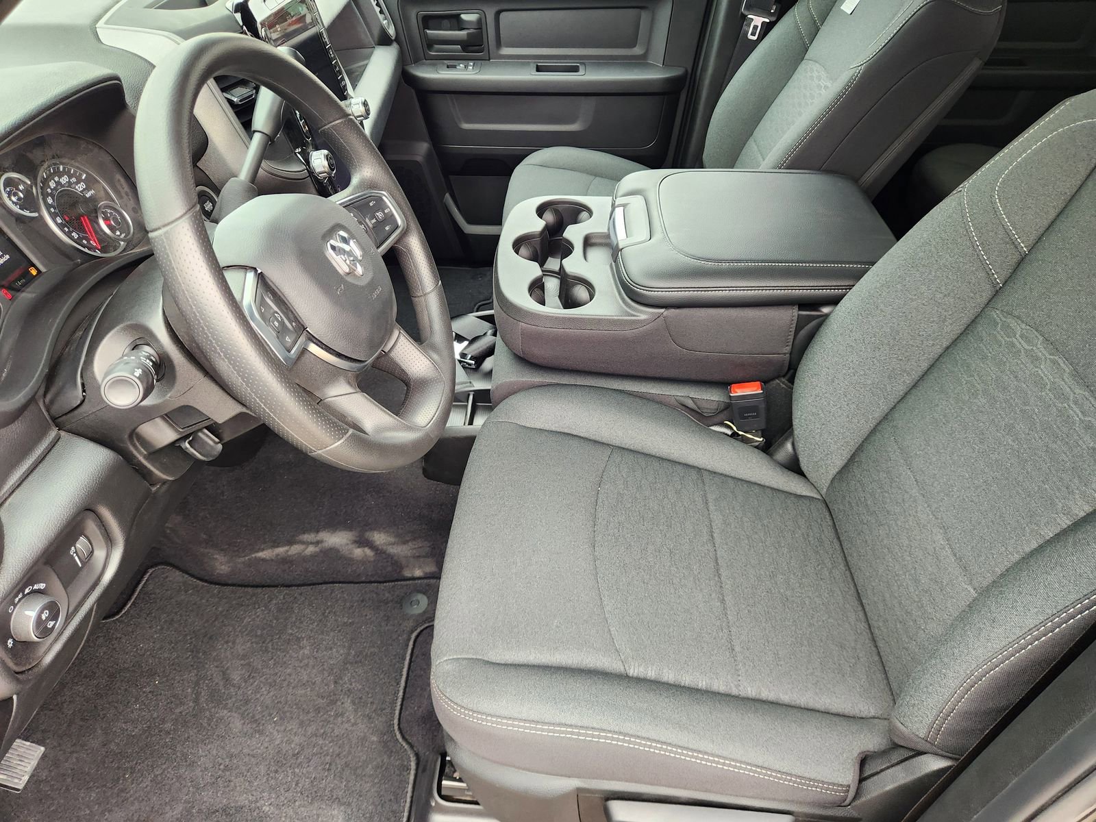 New 2026 RAM 2500 Tradesman AWD/4WD image 13