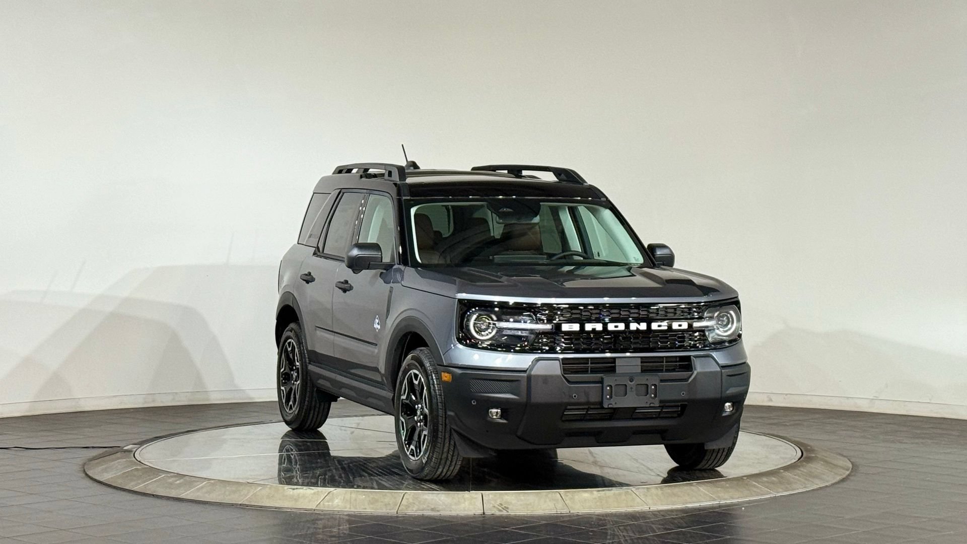 New 2026 Ford Bronco Sport Outer Banks w/ Outer Banks Tech Package+ AWD/4WD image 2