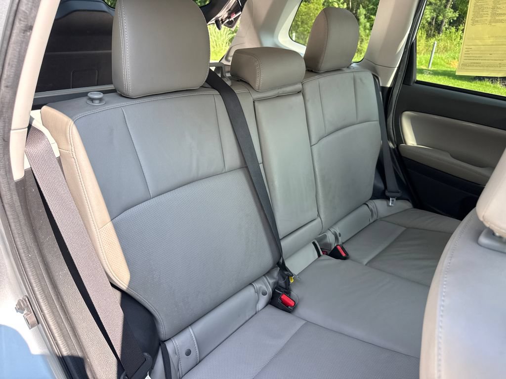 Used 2015 Subaru Forester 2.5i Limited AWD/4WD image 33