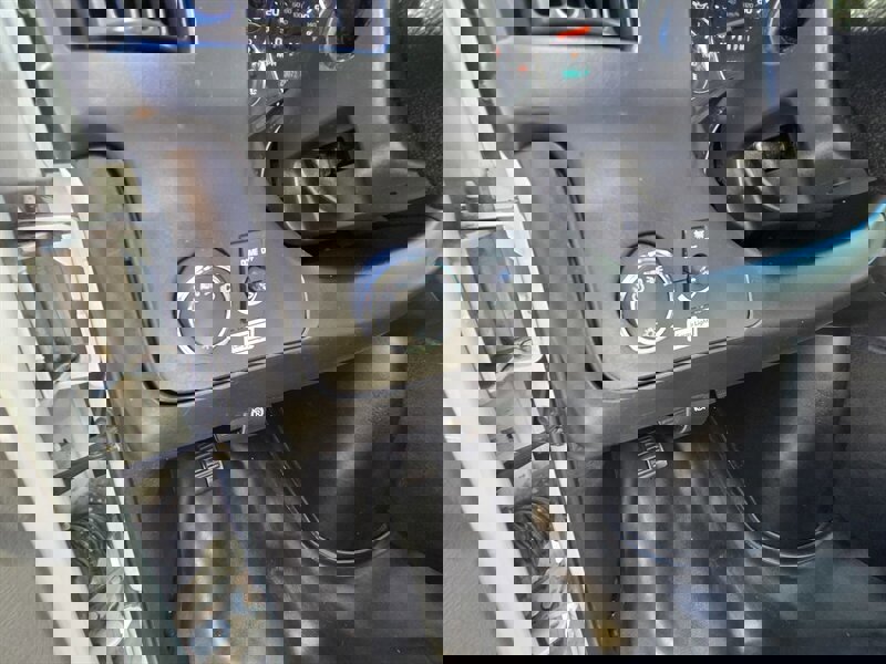 Used 2018 GMC Savana 3500 Extended w/ Driver Convenience Package image 12