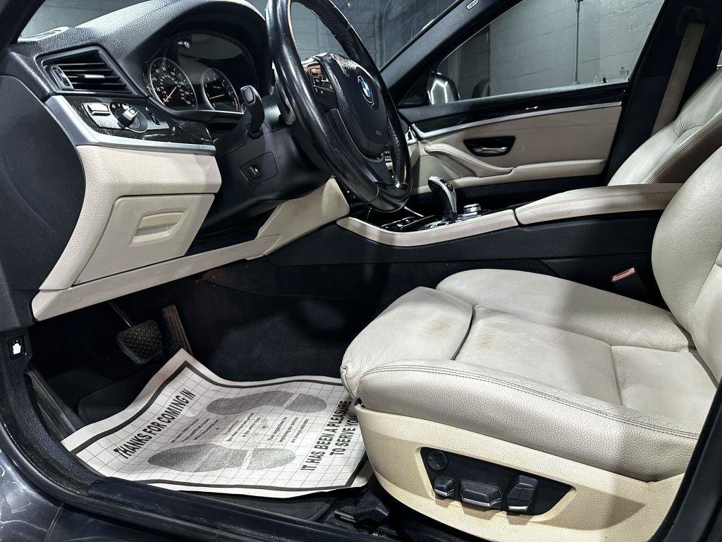 Used 2011 BMW 535i Sedan RWD image 14