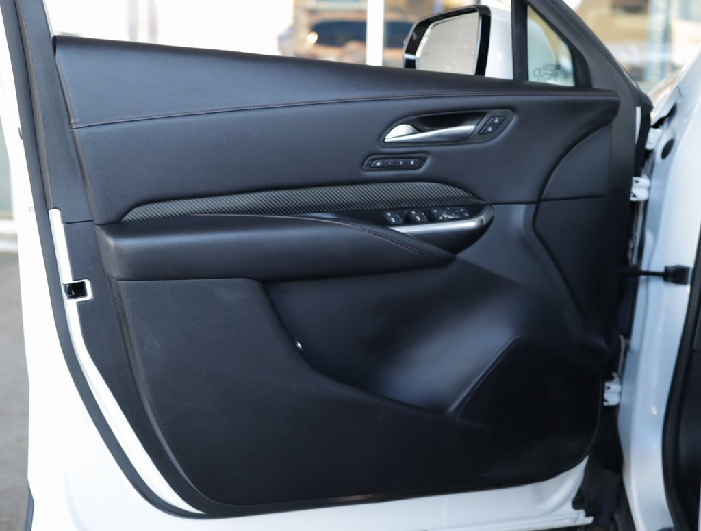 Used 2023 Cadillac XT4 Sport image 23