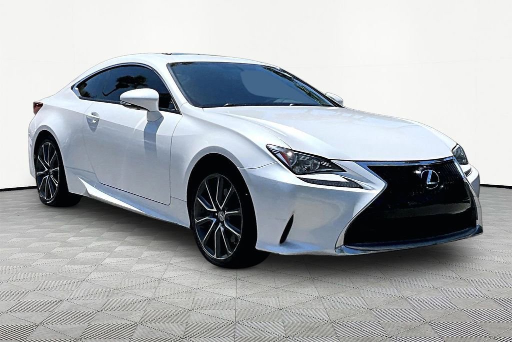 Used 2017 Lexus RC 200t w/ Premium Package RWD image 5