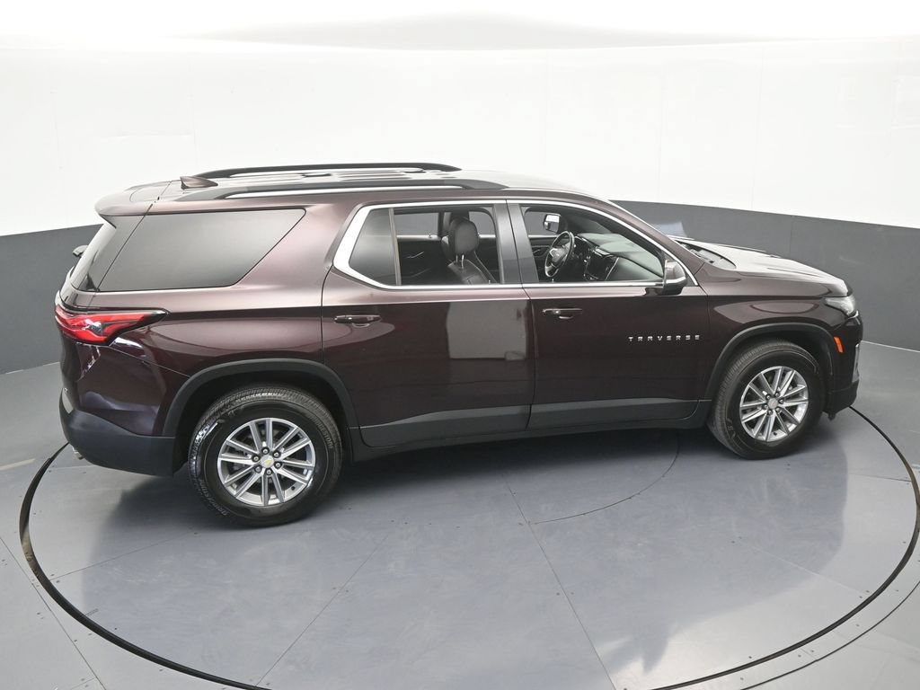 Used 2022 Chevrolet Traverse LT w/ LPO, Floor Liner Package FWD image 57