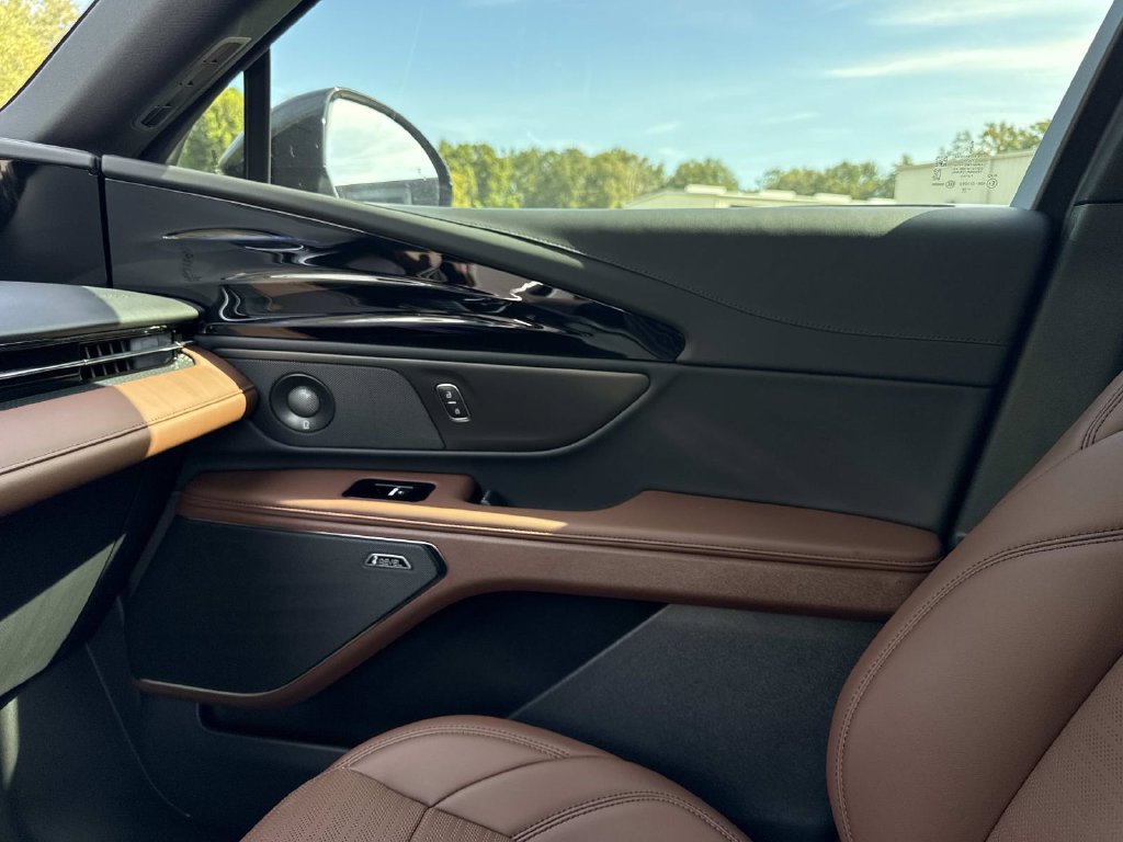 New 2026 Lincoln Nautilus Reserve AWD/4WD image 22