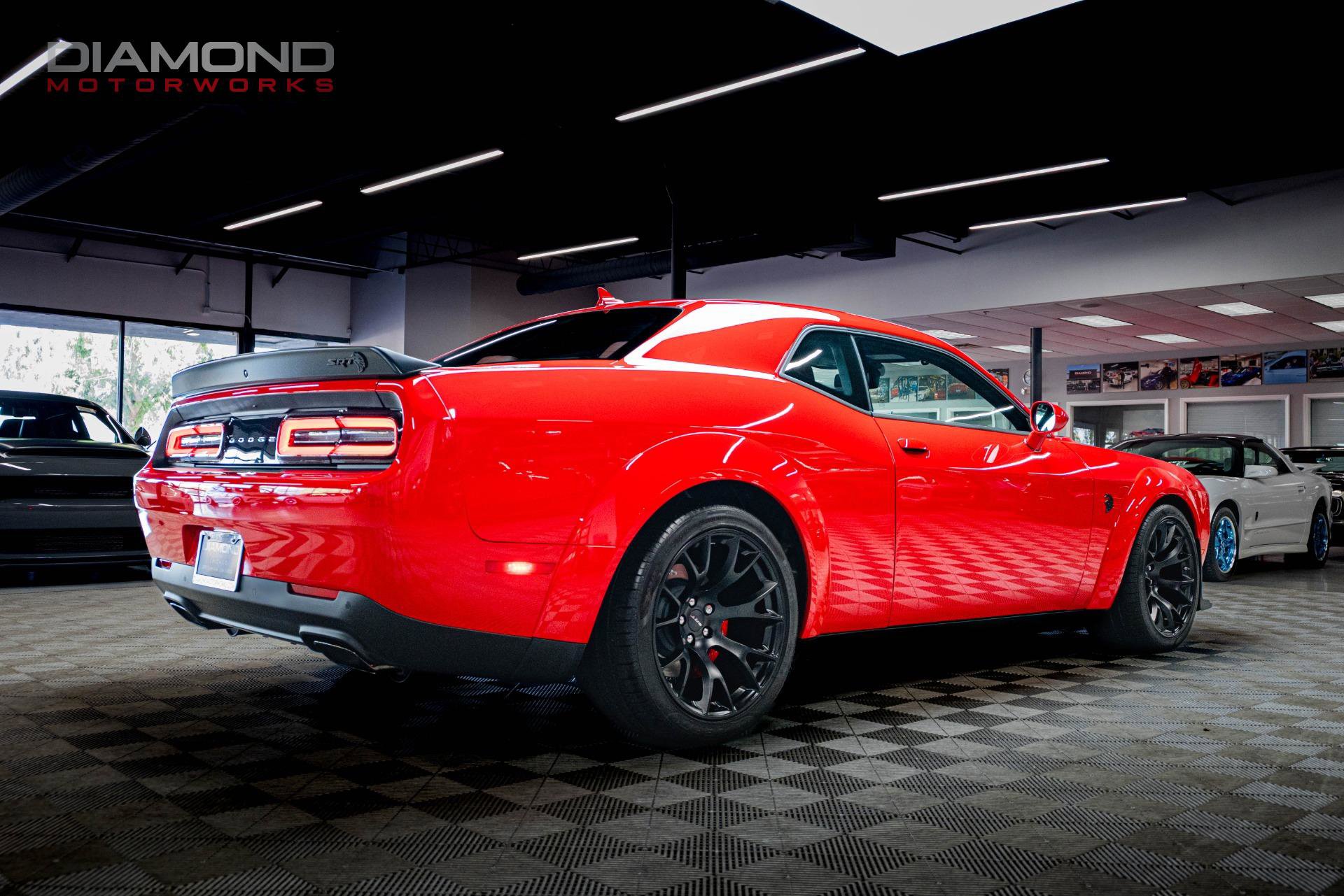 Used 2023 Dodge Challenger SRT Hellcat image 2