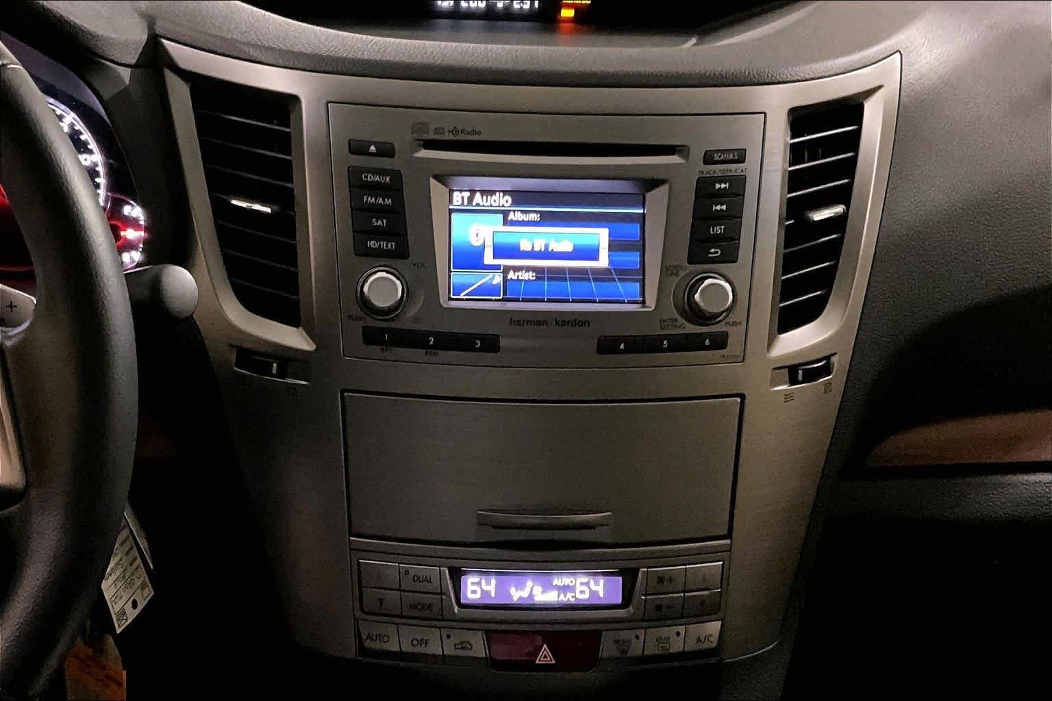 Used 2013 Subaru Outback 2.5i Limited AWD/4WD image 6